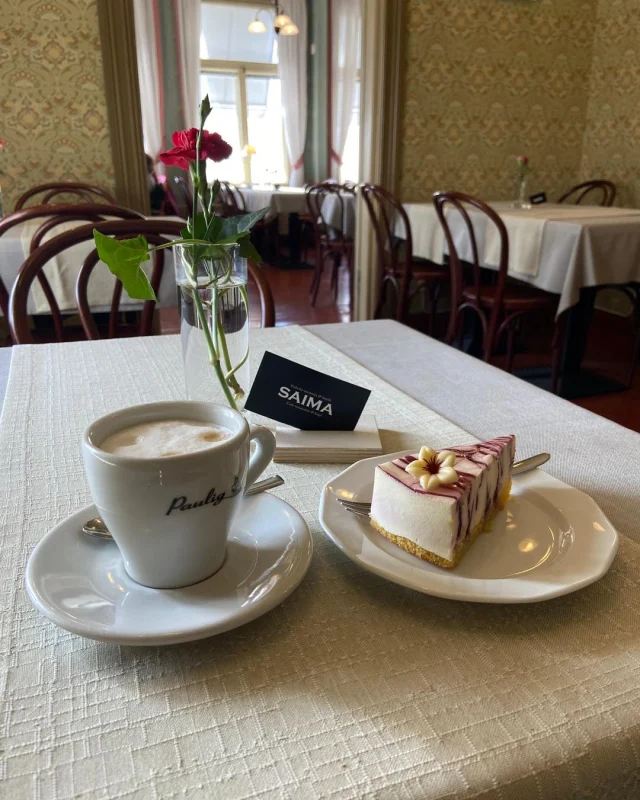Tervetuloa vaalikahveille! 

Olemme avoinna tänäänkin klo 16.30 asti. 

#vaalit2025 #annaäänesi #vaalikahvit #tervetuloa #viikonloppu #kahvilasaima #cafesaima